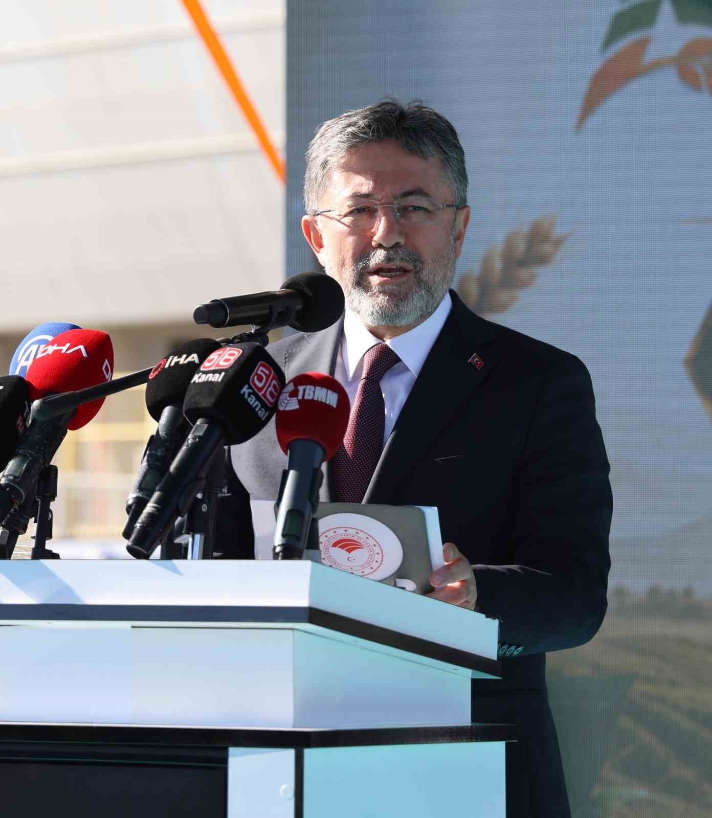Tarım Bakanı Yumaklı: Gıda Güvenliği Tehdit Altında