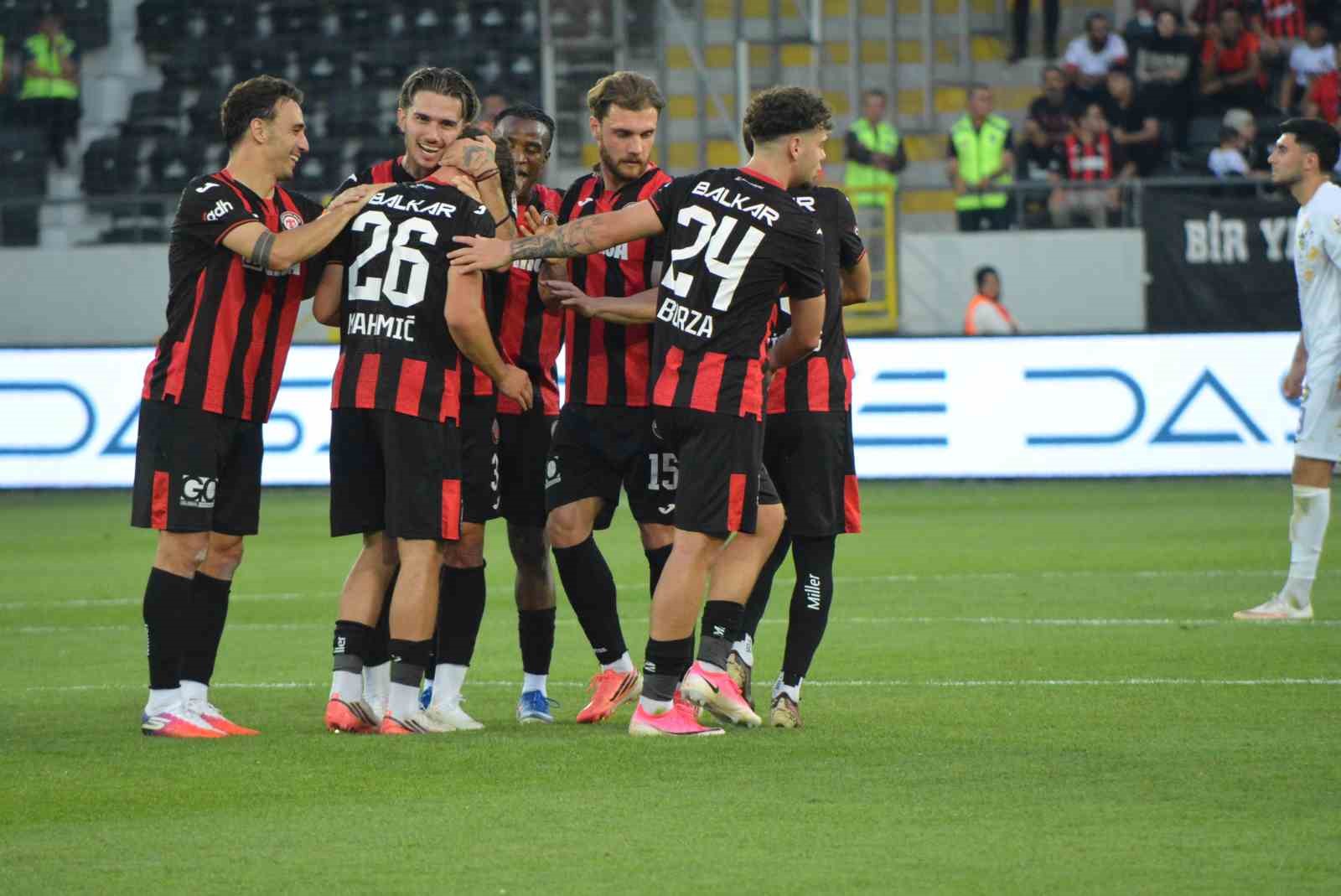 Trendyol Süper Lig: Çorum FK: 3 - Eyüpspor: 0 (Maç sonucu)