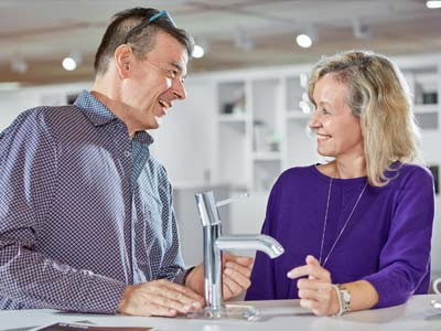 - Der Fachbetrieb für Ihr Wunschbad Georg Bauer, Michael Ammersinn, Winterbach, Bosch, Bosch Partner, Bosch Premium Partner, Bosch Haustechnik, Heizung, Gas, Gasheizung, Sanitär, Sanitärtechnik, Bad, Bäder, barrierefrei, Wasser, Rohr, Heizungstausch, Solar, Erneuerbare Energien, Wärmepumpe, Flaschnerei, Dacharbeiten