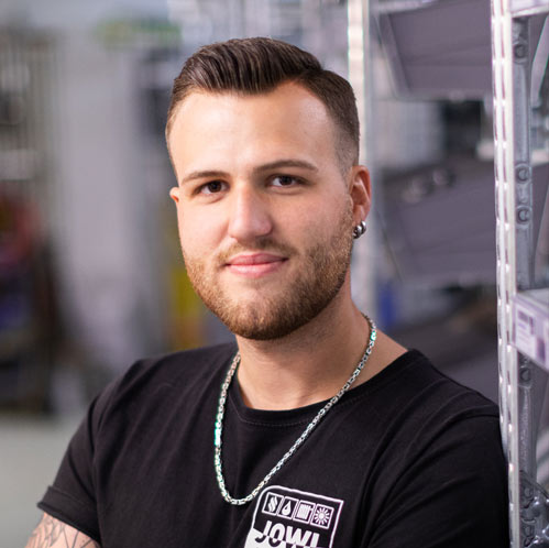 Sven Herter Bosch, Bosch Partner, Bosch Haustechnik, JOWI Haustechnik, JOWI, Joachim Wickhüller, Wickhüller, Elmstein, Heizung, Gas, Gasheizung, Sanitär, Sanitärtechnik, Bad, Bäder, barrierefrei, Wasser, Rohr, Heizungstausch, Solar, Erneuerbare Energien, Wärmepumpe, Pellets, Festbrennstoffe, Biomasse, Klempner, Installateure, Heizungsbauer, Rohrreinigung