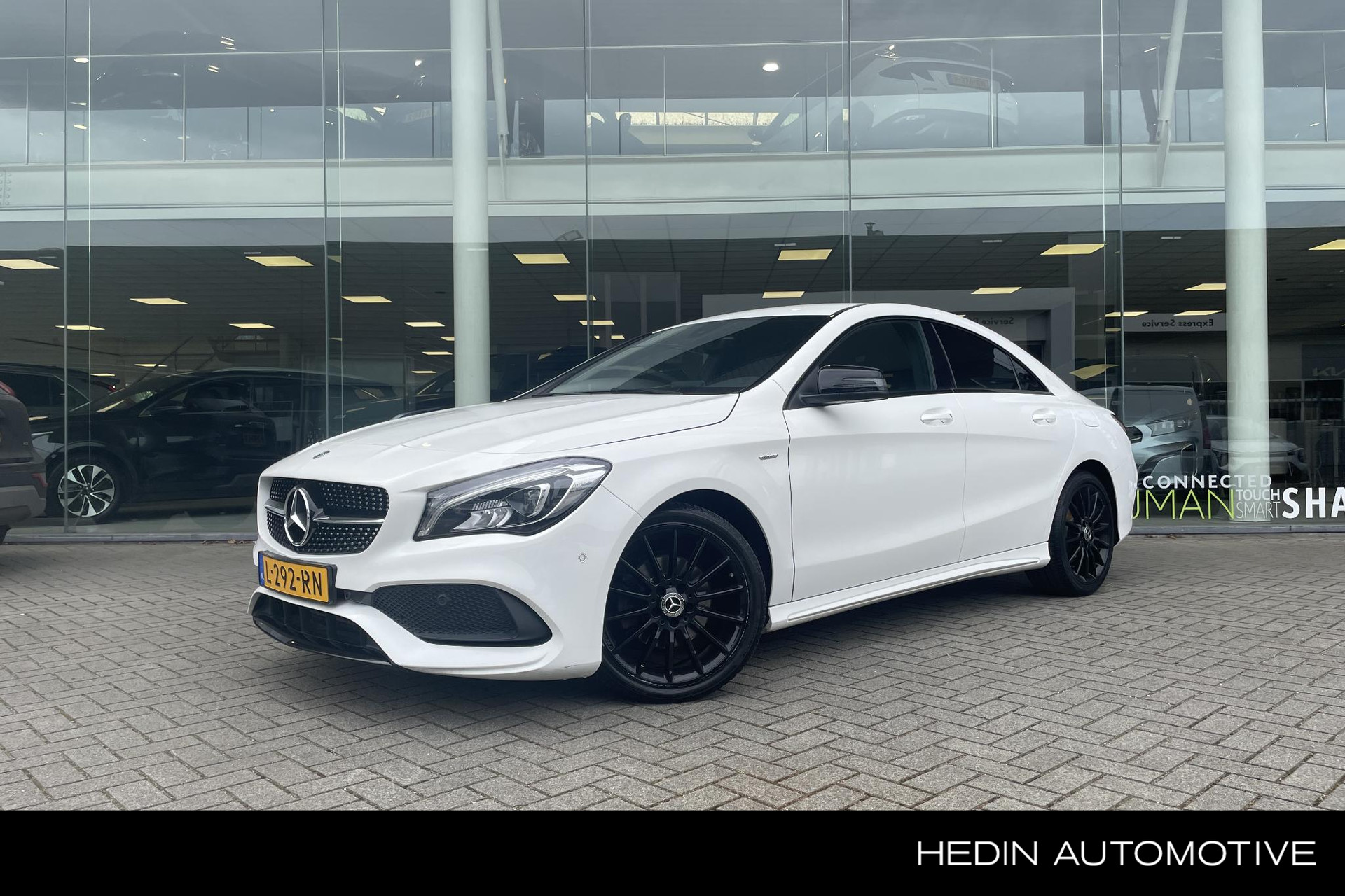 Mercedes-Benz CLA 180 Business Solution
