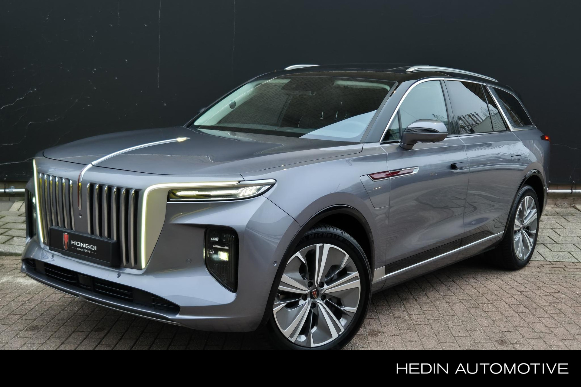 Hongqi E-HS9 President 99 kWh