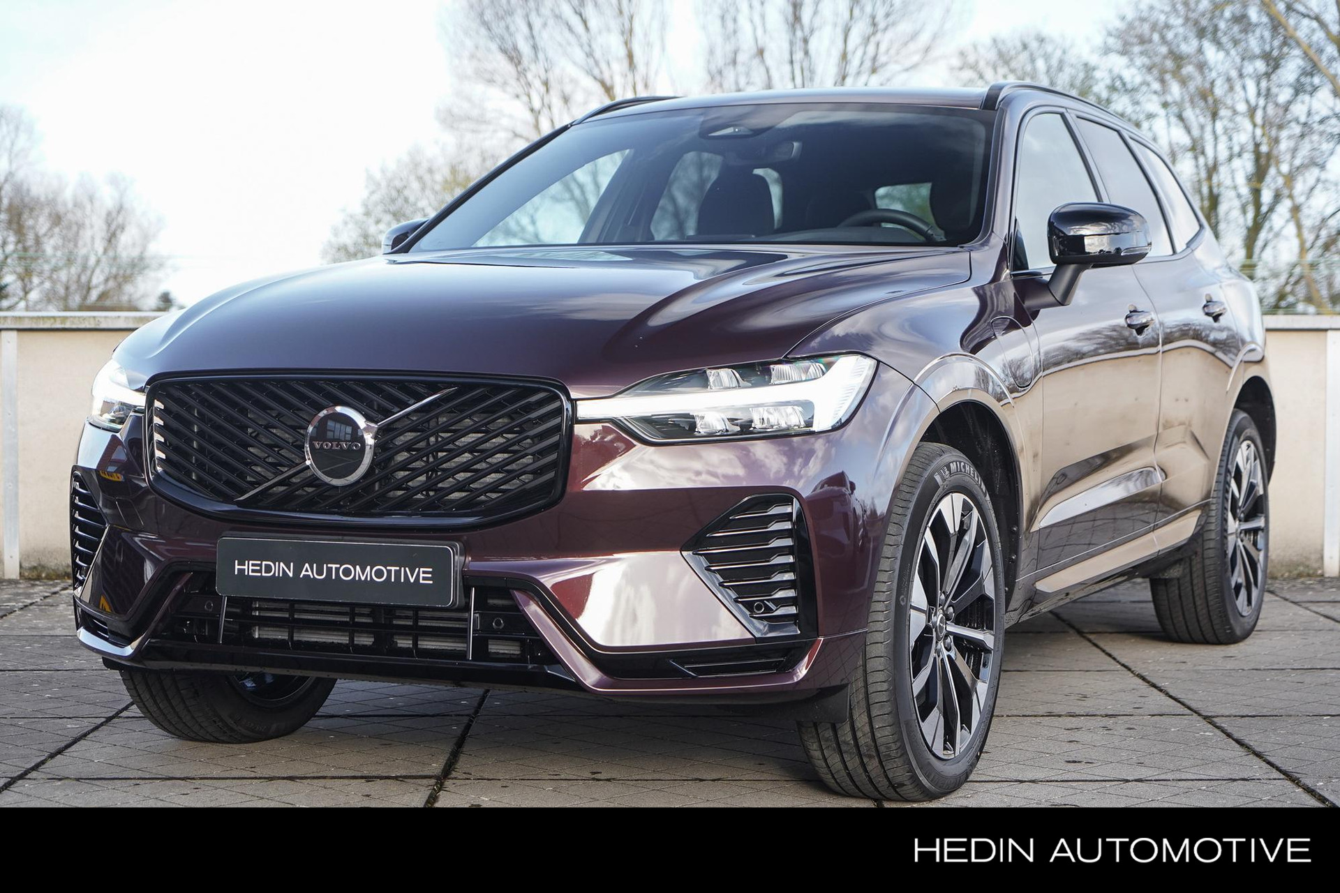 Volvo XC60 2.0 T6 Plug-in hybrid AWD Plus Dark