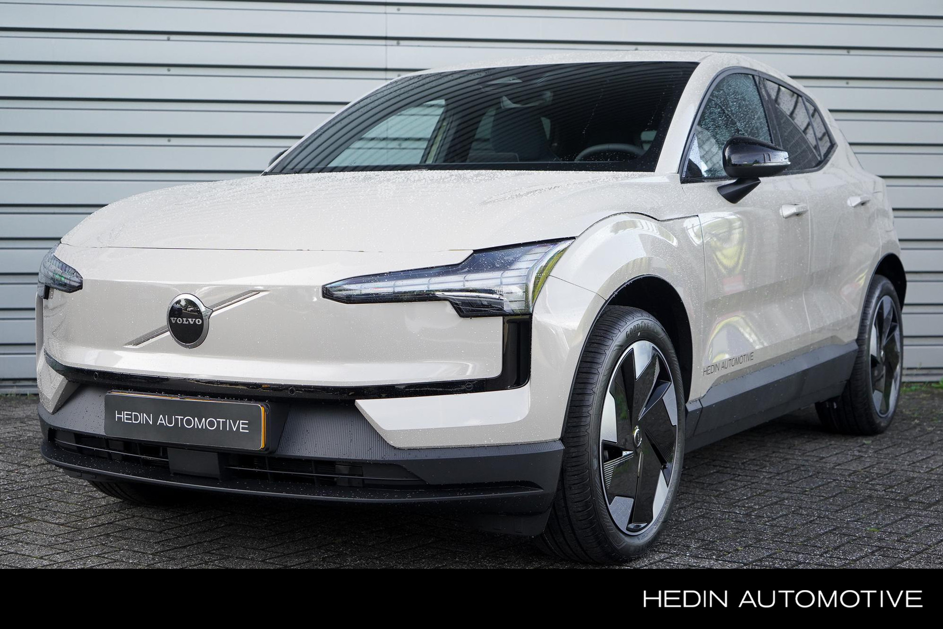 Volvo EX30 P3 Long Range Plus Europa 69 kWh