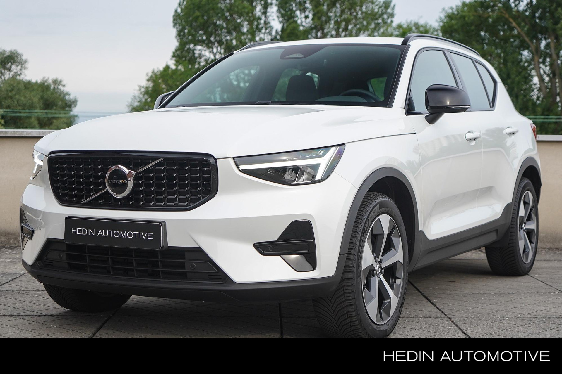 Volvo XC40 2.0 B4 Plus Dark Mild Hybride 197pk Automaat