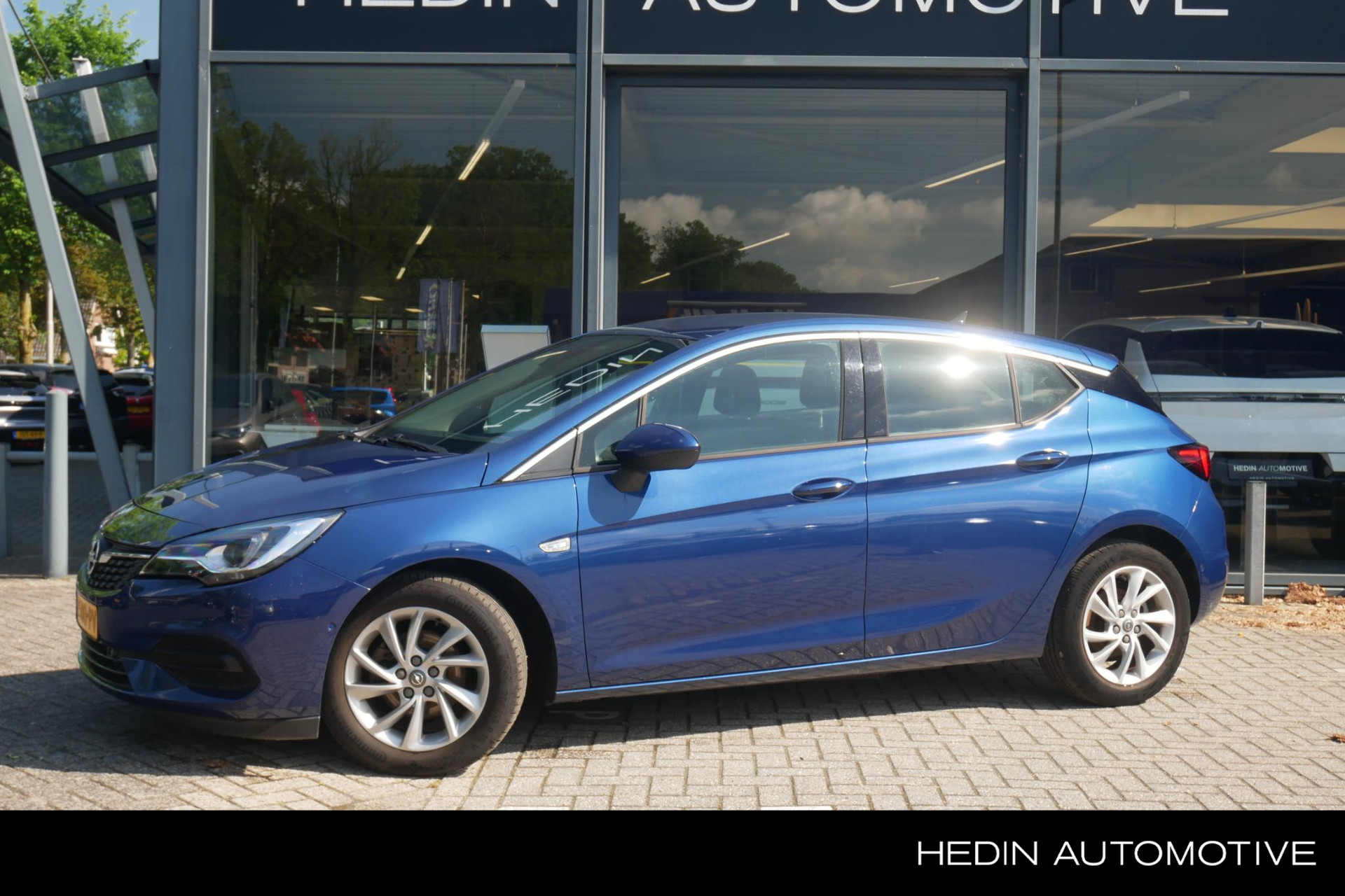 Opel Astra 1.2 130PK Elegance