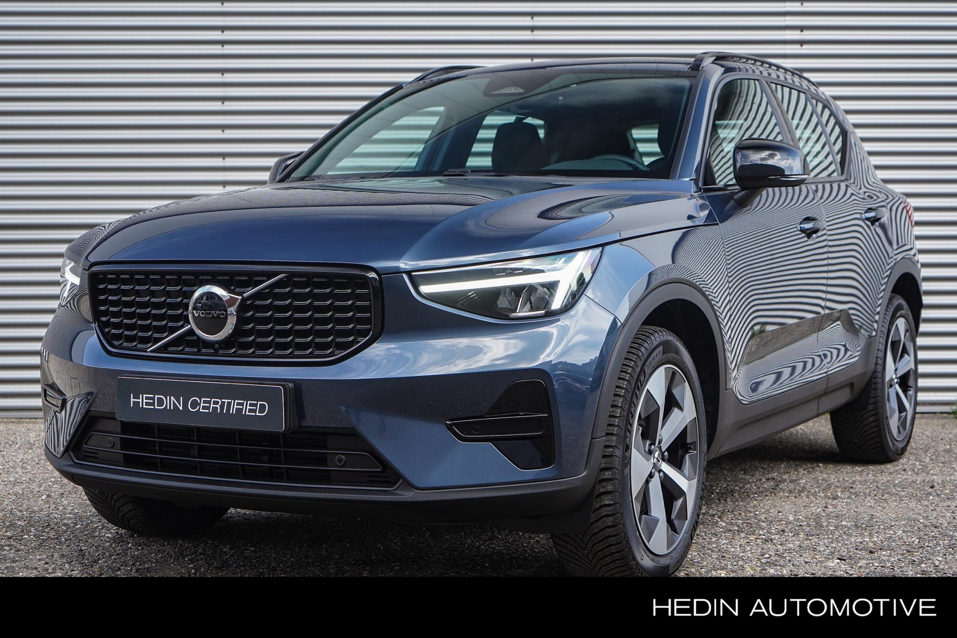 Volvo XC40 B4 Plus Dark