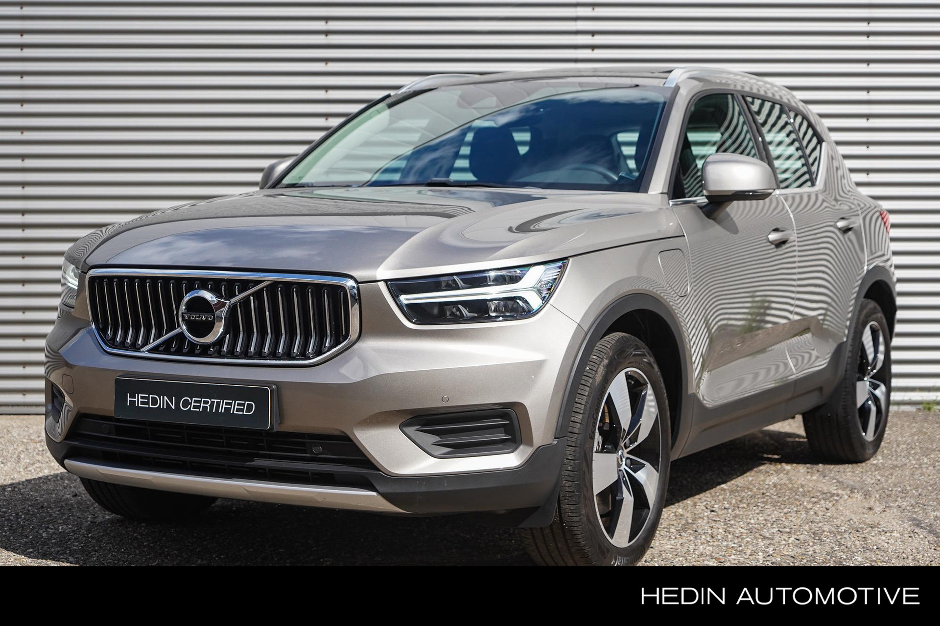 Volvo XC40 T4 Recharge Inscription Expression