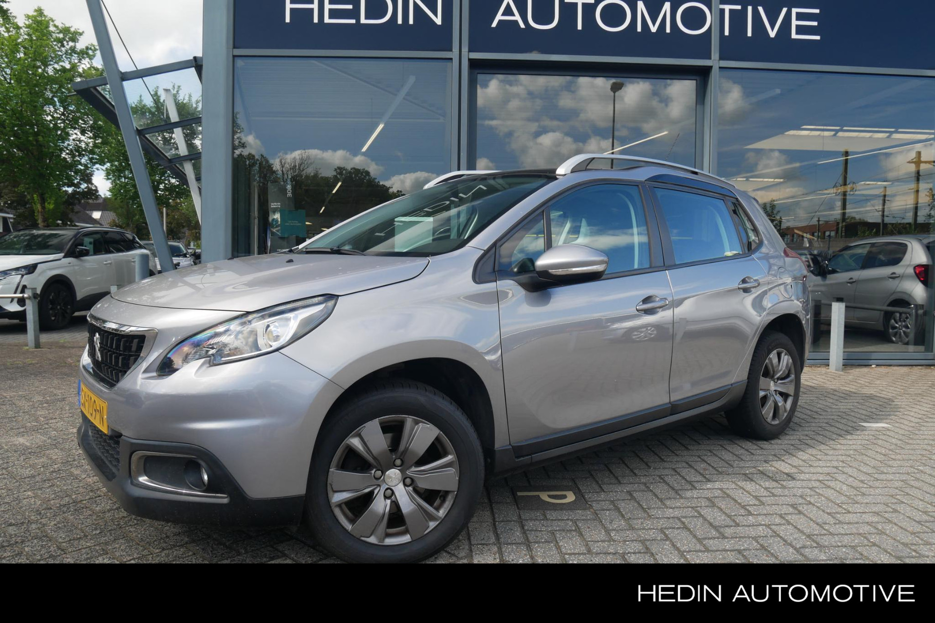 Peugeot 2008 1.2 Blue Lion