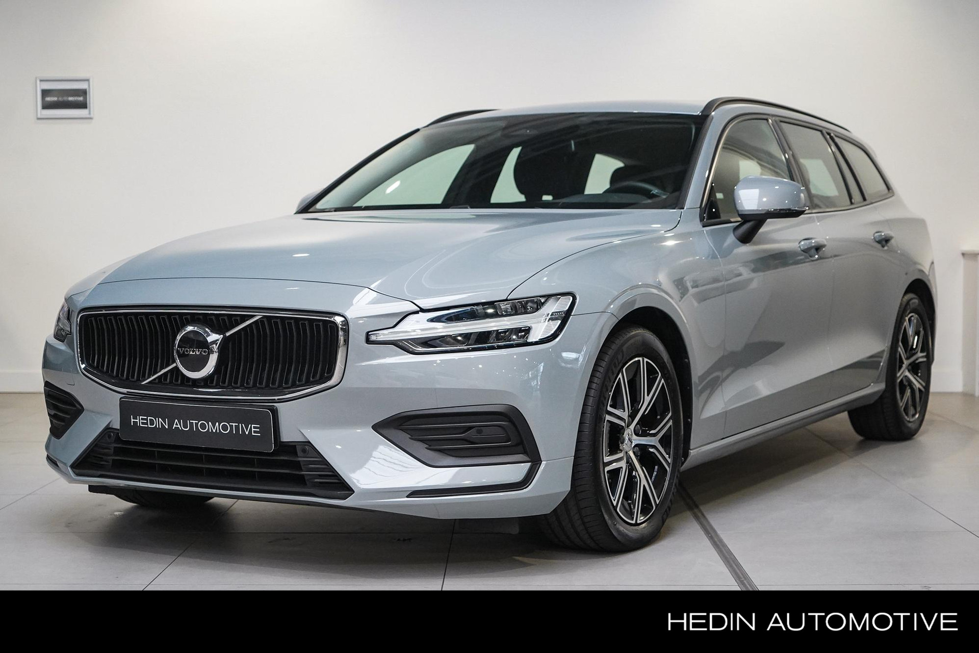 Volvo V60 2.0 B3 Essential Edition