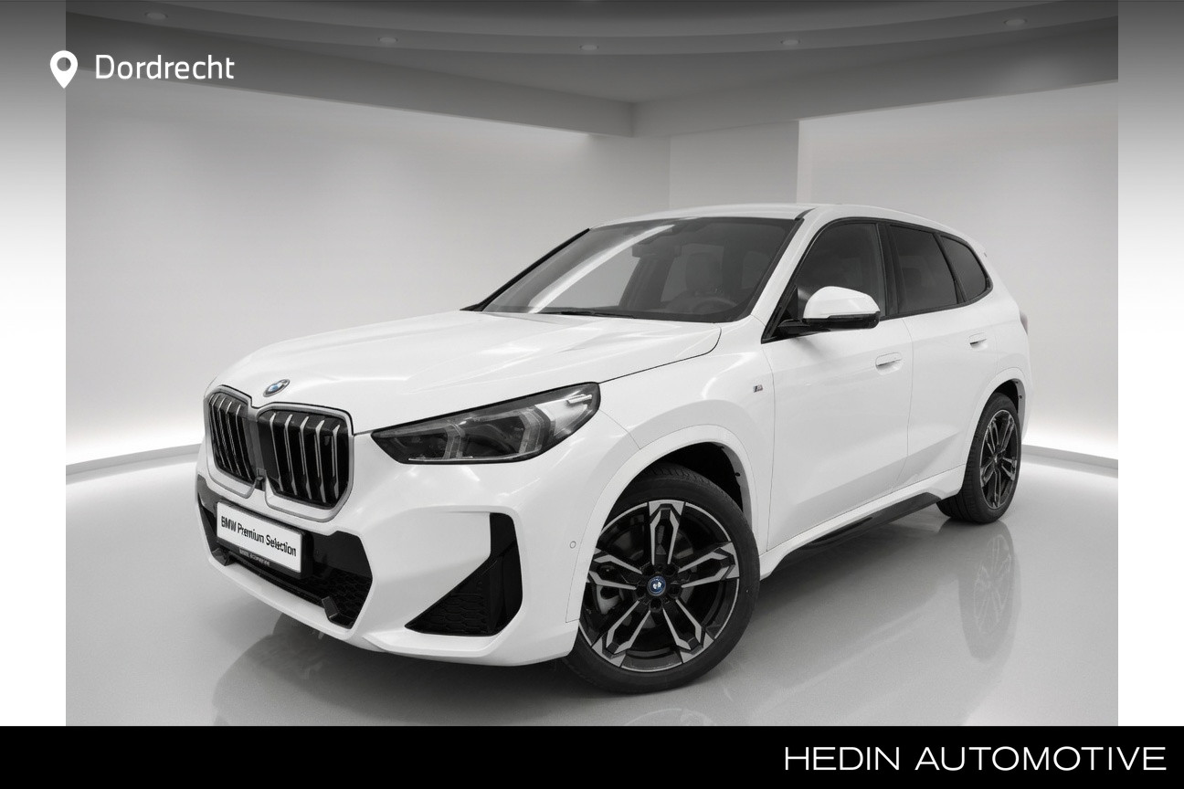 BMW iX1 xDrive30 67 kWh