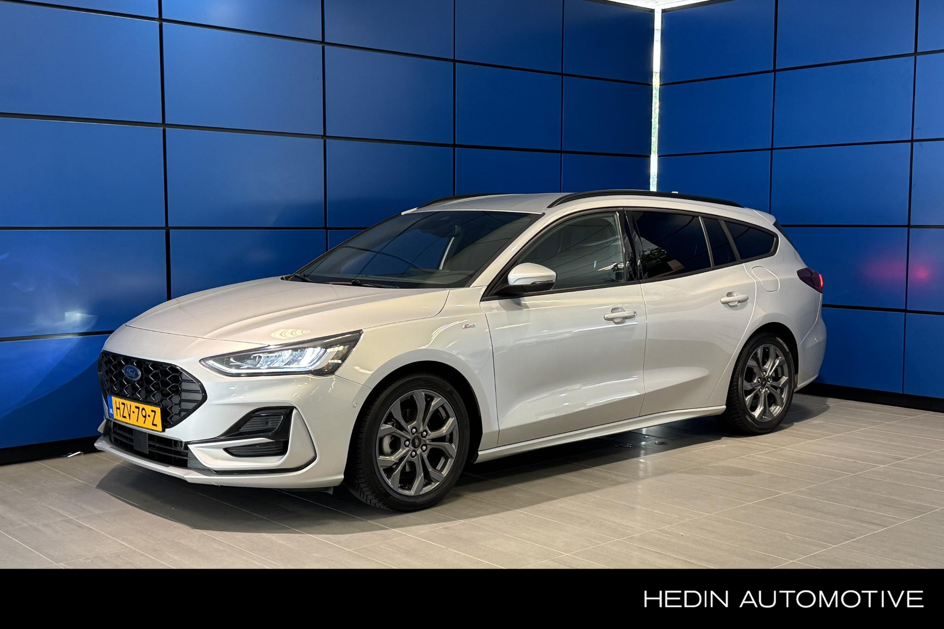Ford Focus Wagon 1.0 EcoBoost Hybrid ST Line