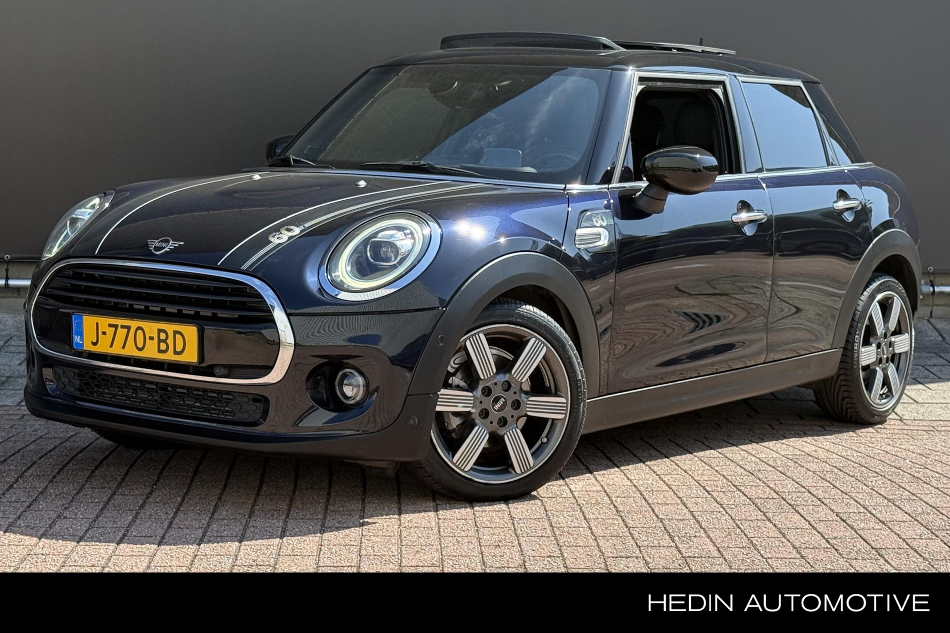 Mini 5-Deurs 1.5 Cooper 60 Years Edition 5 Deurs