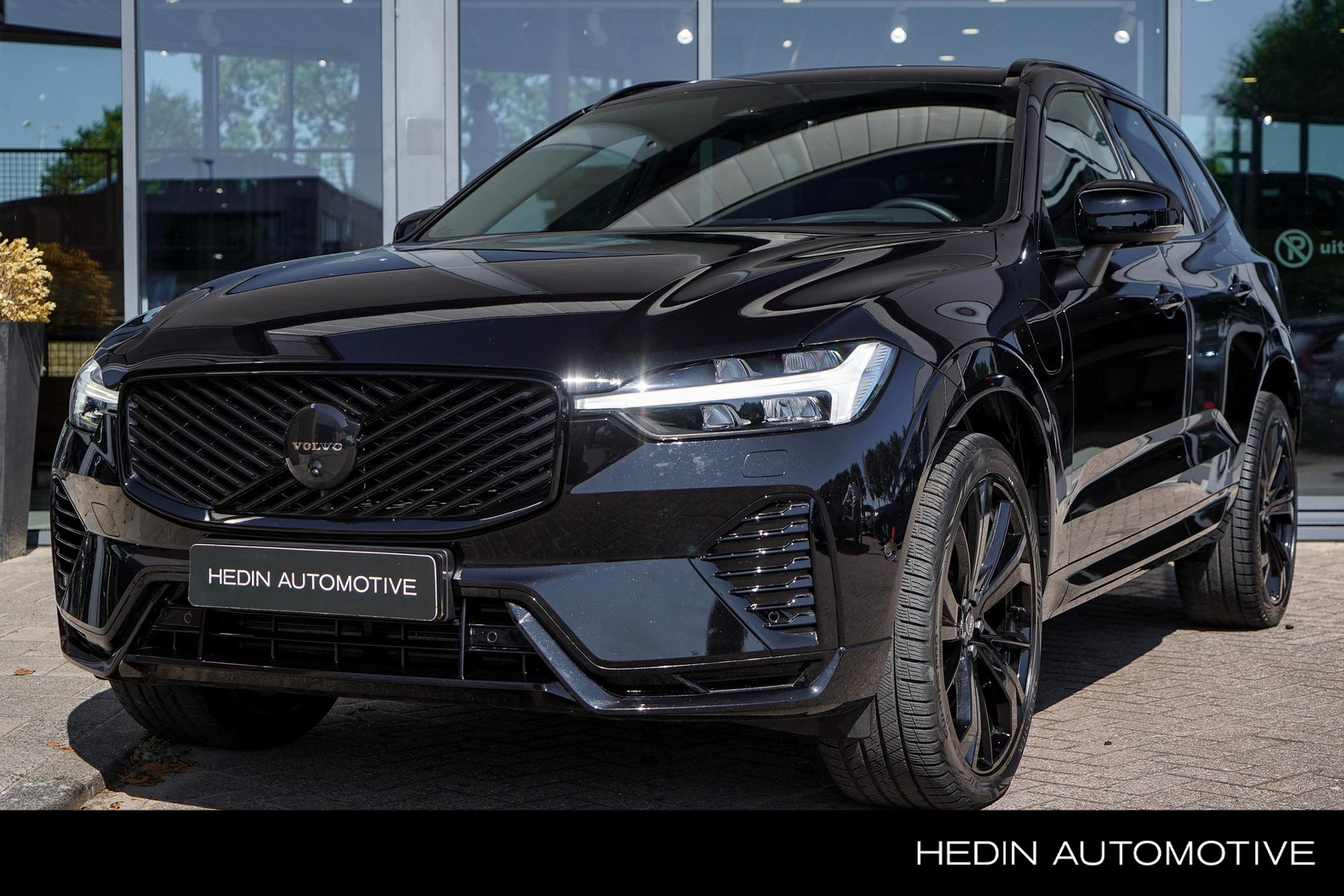 Volvo XC60 2.0 T6 Plug-in hybrid AWD Ultra Black Edition