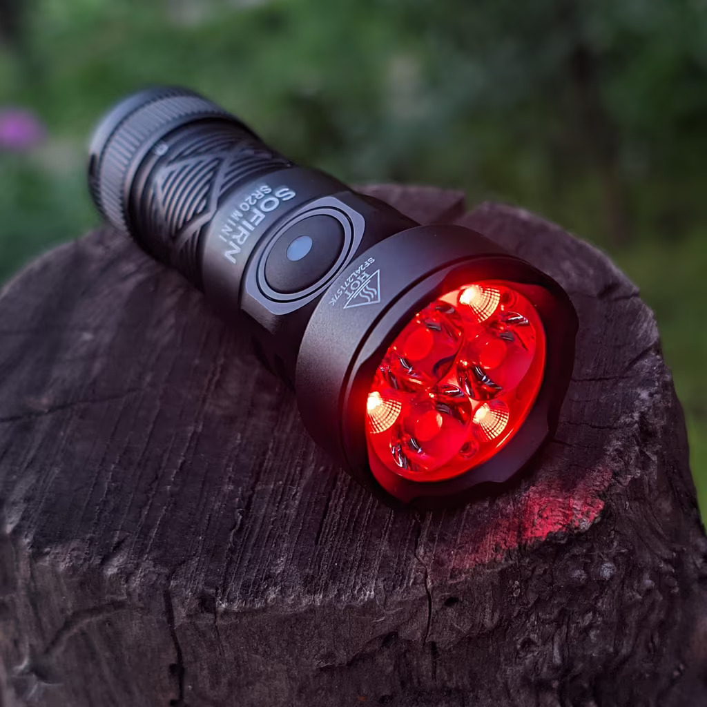 Latarka EDC Sofirn SR20 Mini (~52zł w monetach) - moc 1200lm, bateria 1100mAh 18350, waga 35g (bez baterii), białe/czerwone światło