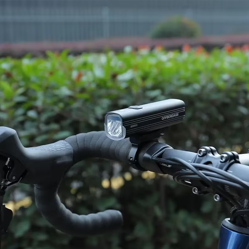 Lampka rowerowa LED OFFBONDAGE 1000lm, 4500mAh, USB-C (możliwe ~29zł w monetach)