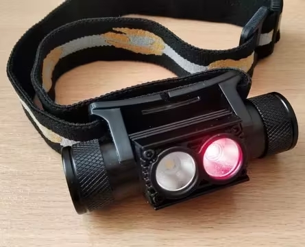 Latarka czołowa Sofirn H25LR - bateria 2200mAh, białe i czerwone światło, USB-C, wysyłka z Polski (możliwe ~30zł z monetami)