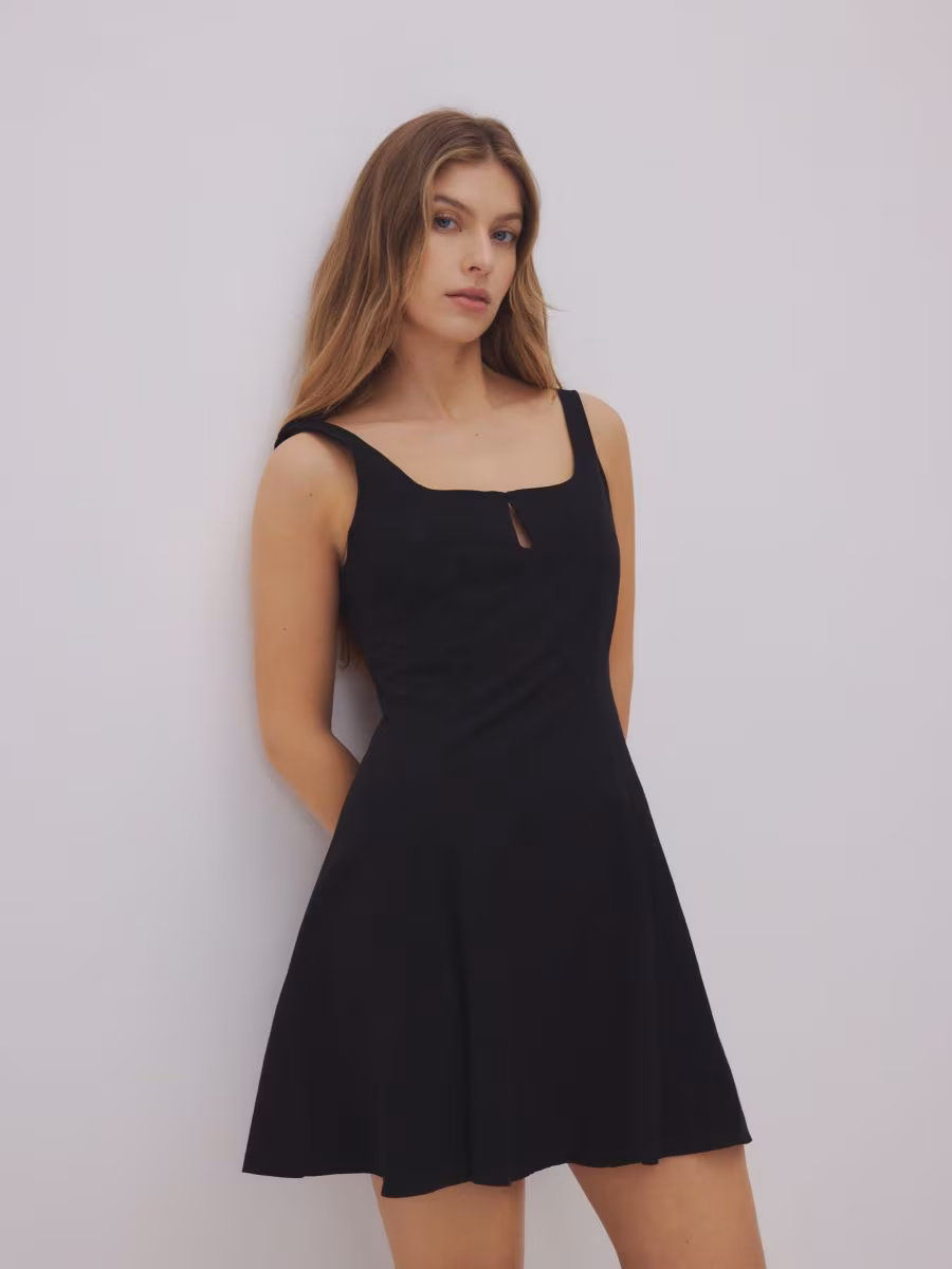 Sukienka mini z wiskozą