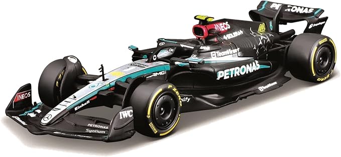 Bburago - Mercedes AMG Petronas W15 Lewis Hamilton #44 2024 - Realistyczny model samochodu w skali 1:43