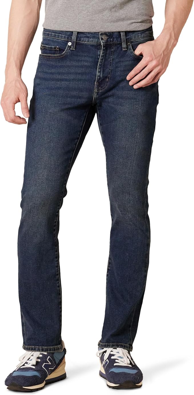 Amazon Essentials Men's Jeansy bootcut slim fit, Ciemny sprany, 29W / 28L