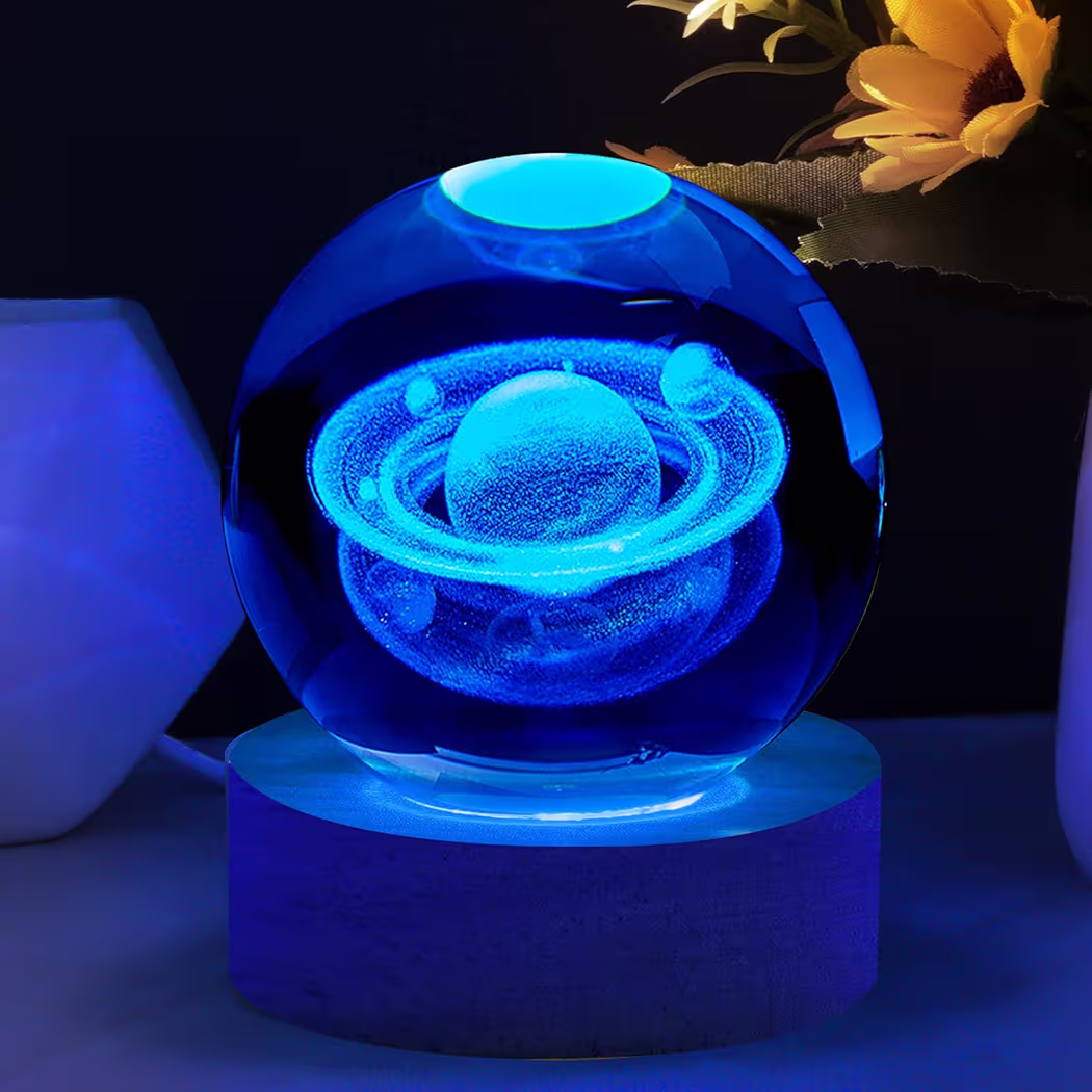 Vicloon Lampka nocna z planetą Saturn 3D