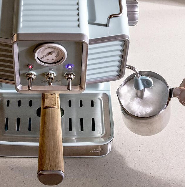 Ekpres kolbowy Cecotec Power Espresso 20 Tradizionale + Zestaw noży za 1zł