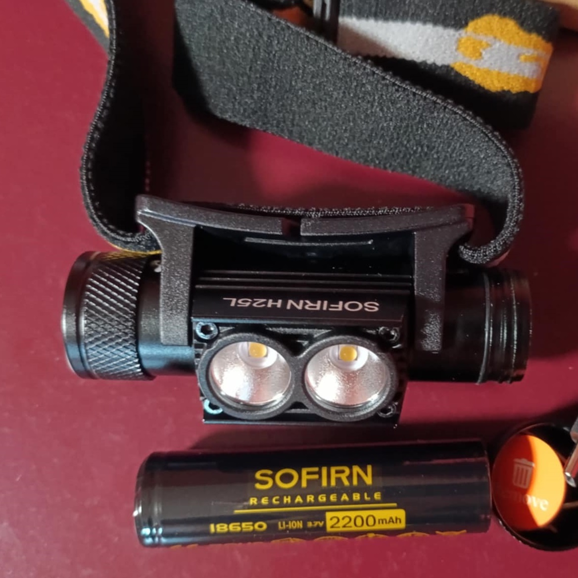 Latarka czołowa Sofirn H25L + ogniwo 2200mAh - moc 1000lm, 2*LH351D 5000K 90CRI, ładowanie USB-C