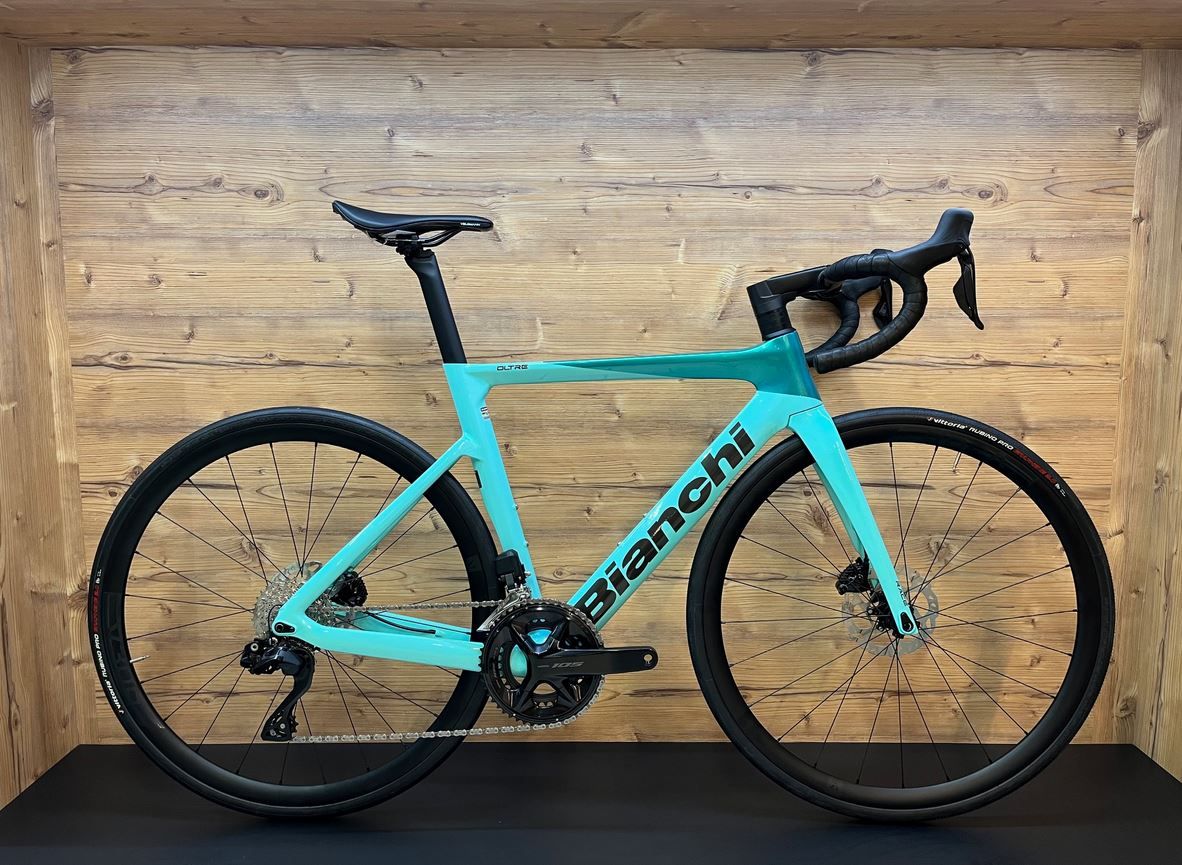 BIANCHI OLTRE RACE 105 Di2 2×12 2026