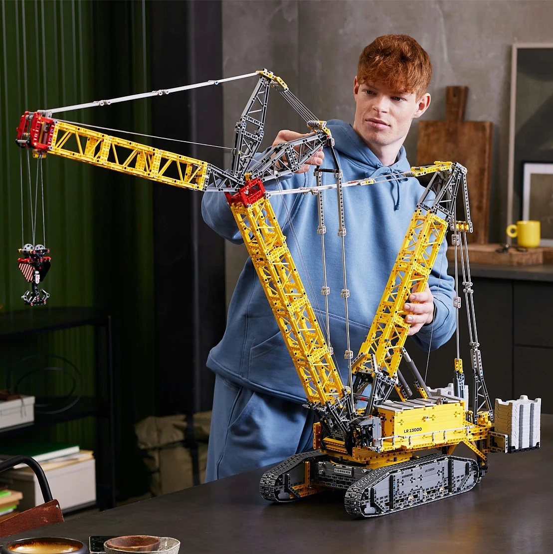 LEGO Technic Żuraw gąsienicowy Liebherr LR 13000 42146