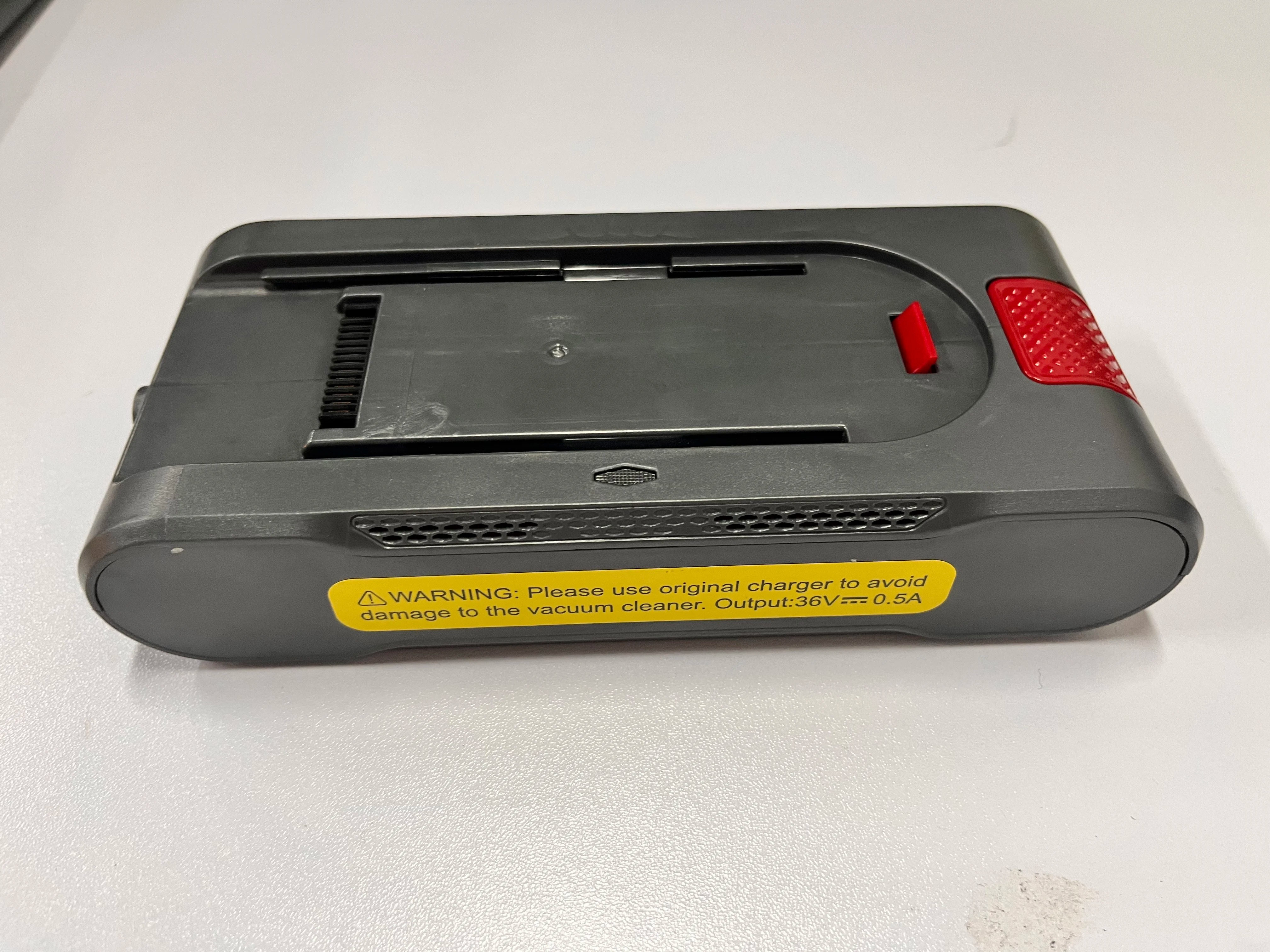 Bateria akumulator Laresar V11 - $37.15 (w opisie do modelu V7 i X11 oraz filtry HEPA)