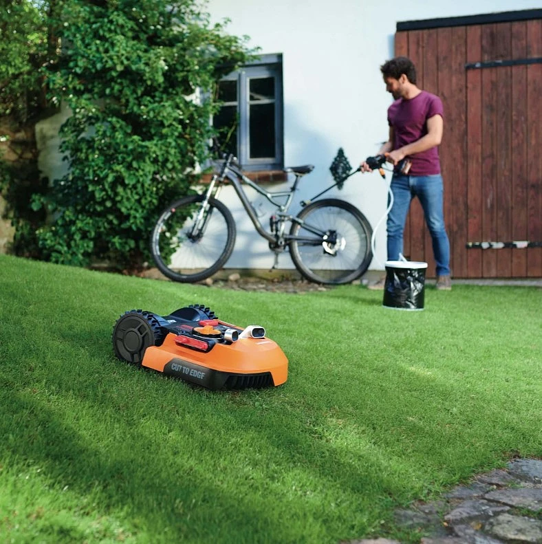 Robot koszący WORX Landroid L2000 WR155E