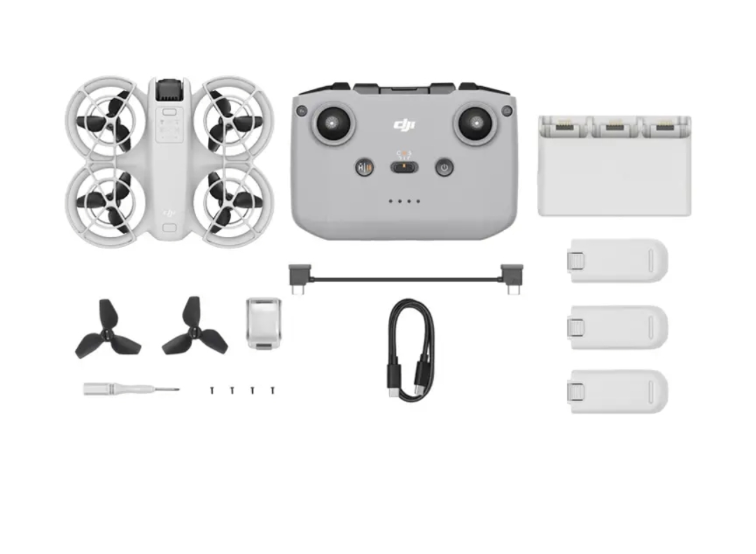 Dron DJI NEO Fly More Combo
