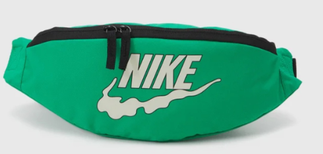 [Lounge by Zalando] Saszetka NIKE w kolorze zielonym