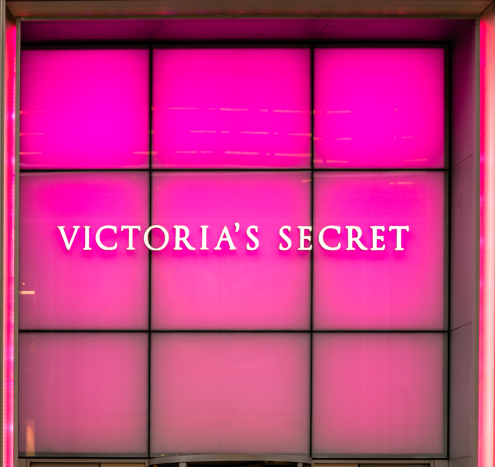 1+1 gratis w Victoria's Secret na kosmetyki do pielęgnacji ciała oraz zestawy prezentowe