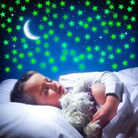 Świecące gwiazdy, naklejki ścienne, 100 sztuk