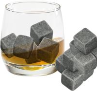Zestaw 9 kamieni do whisky w kolorze szarym z naturalnego steatytu