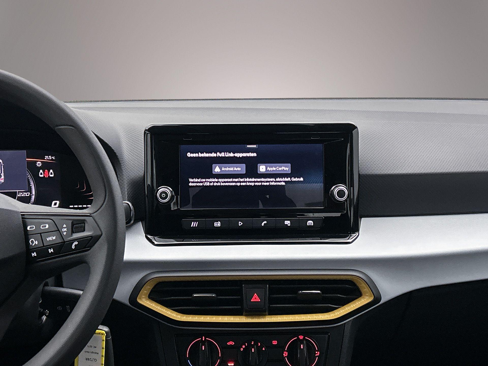 Apple Carplay/Android Auto