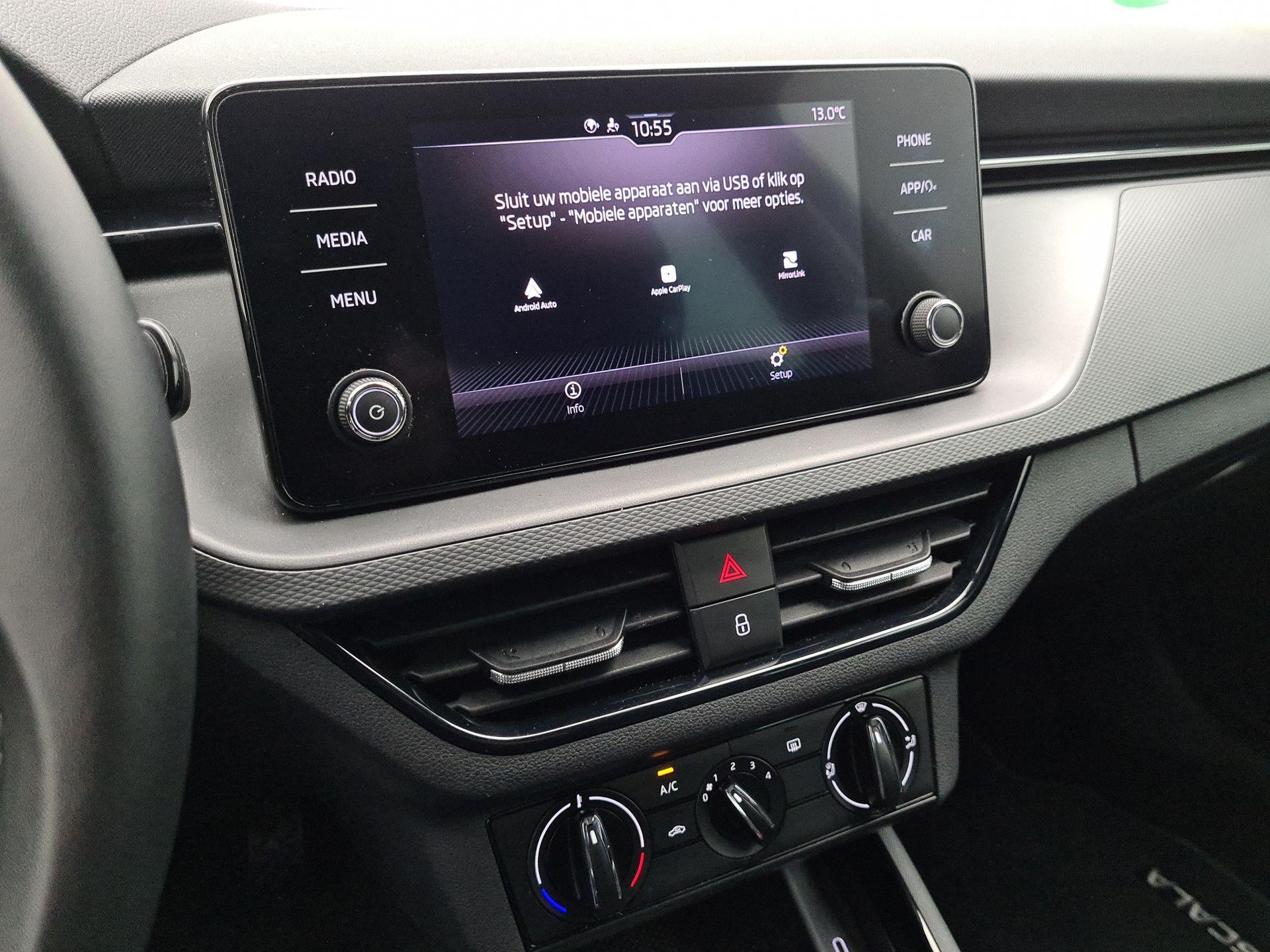 Apple Carplay/Android Auto
