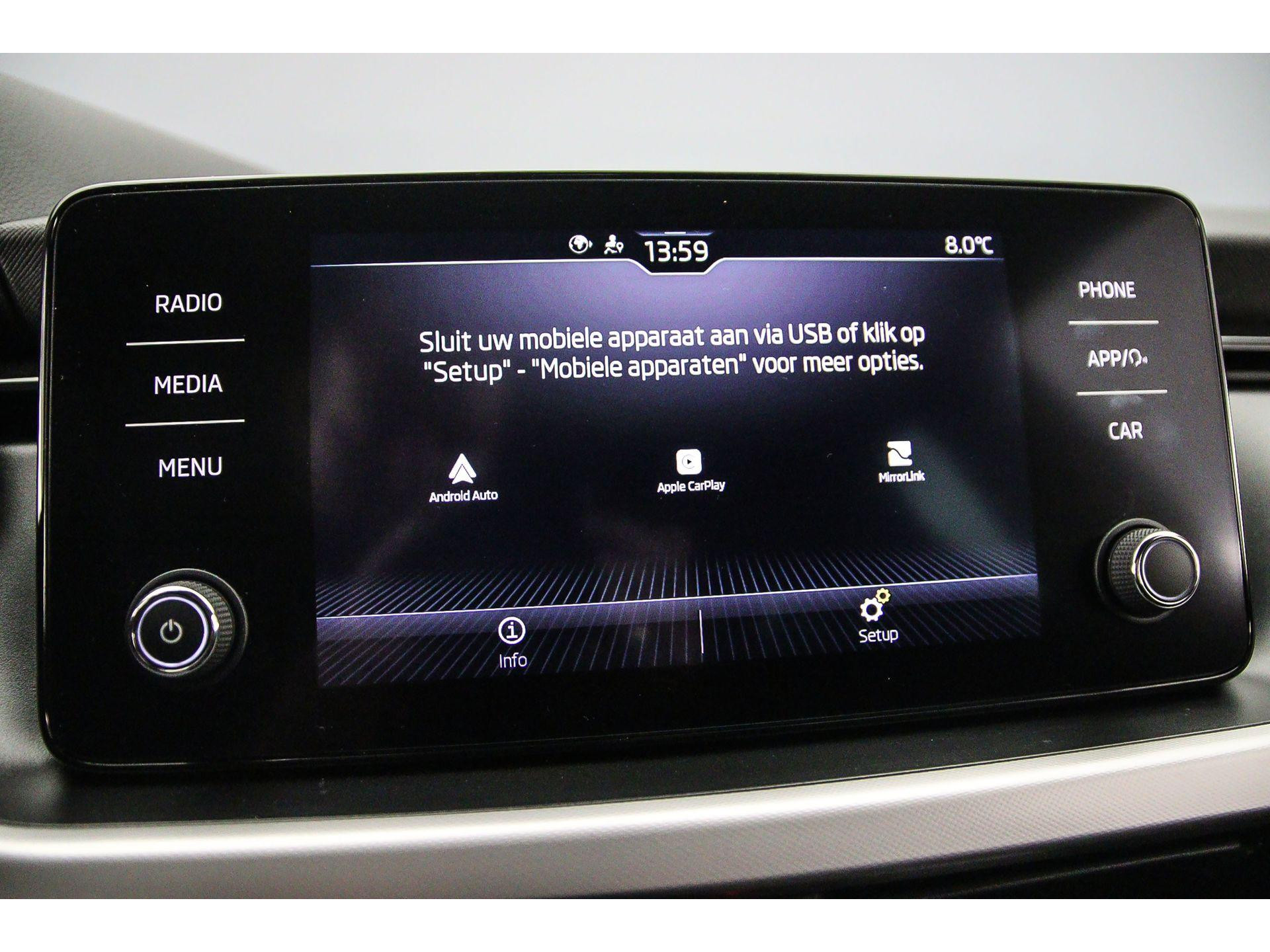 Apple Carplay/Android Auto