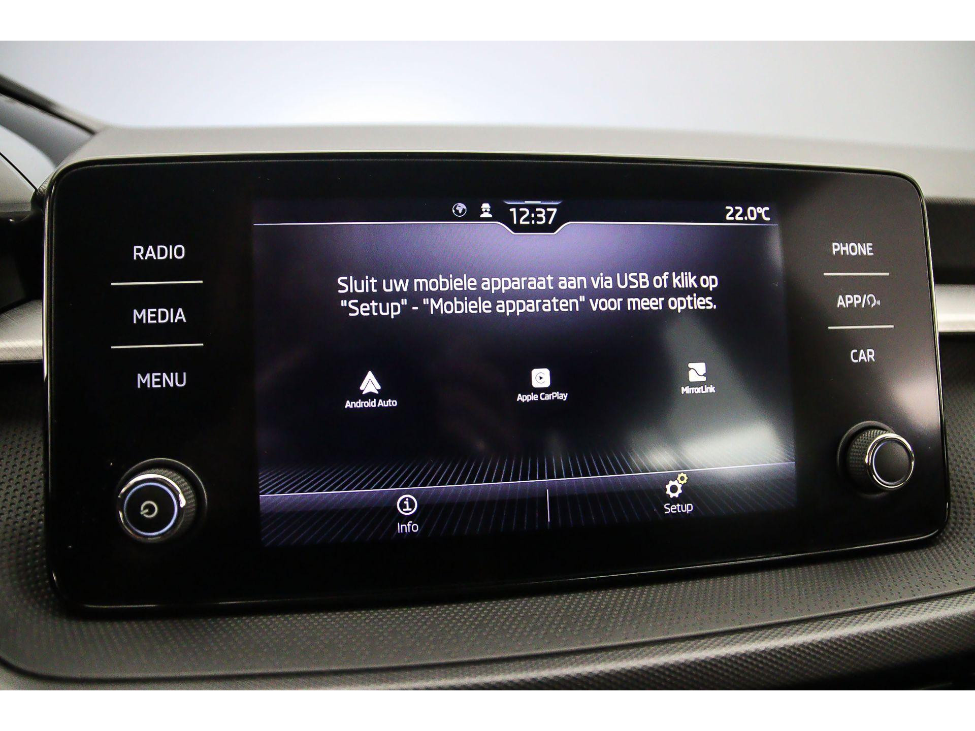 Apple Carplay/Android Auto