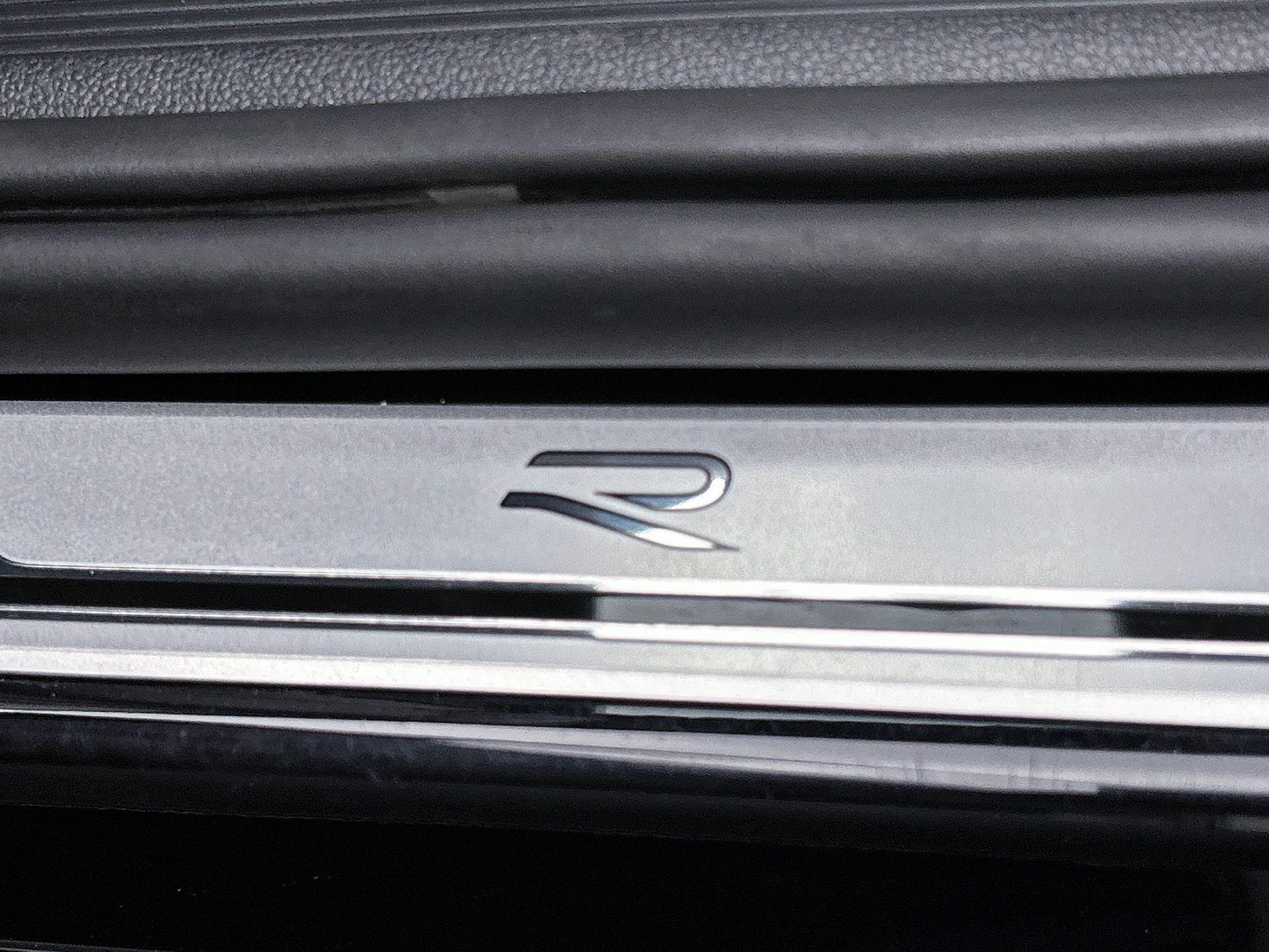 R-Line Exterieur