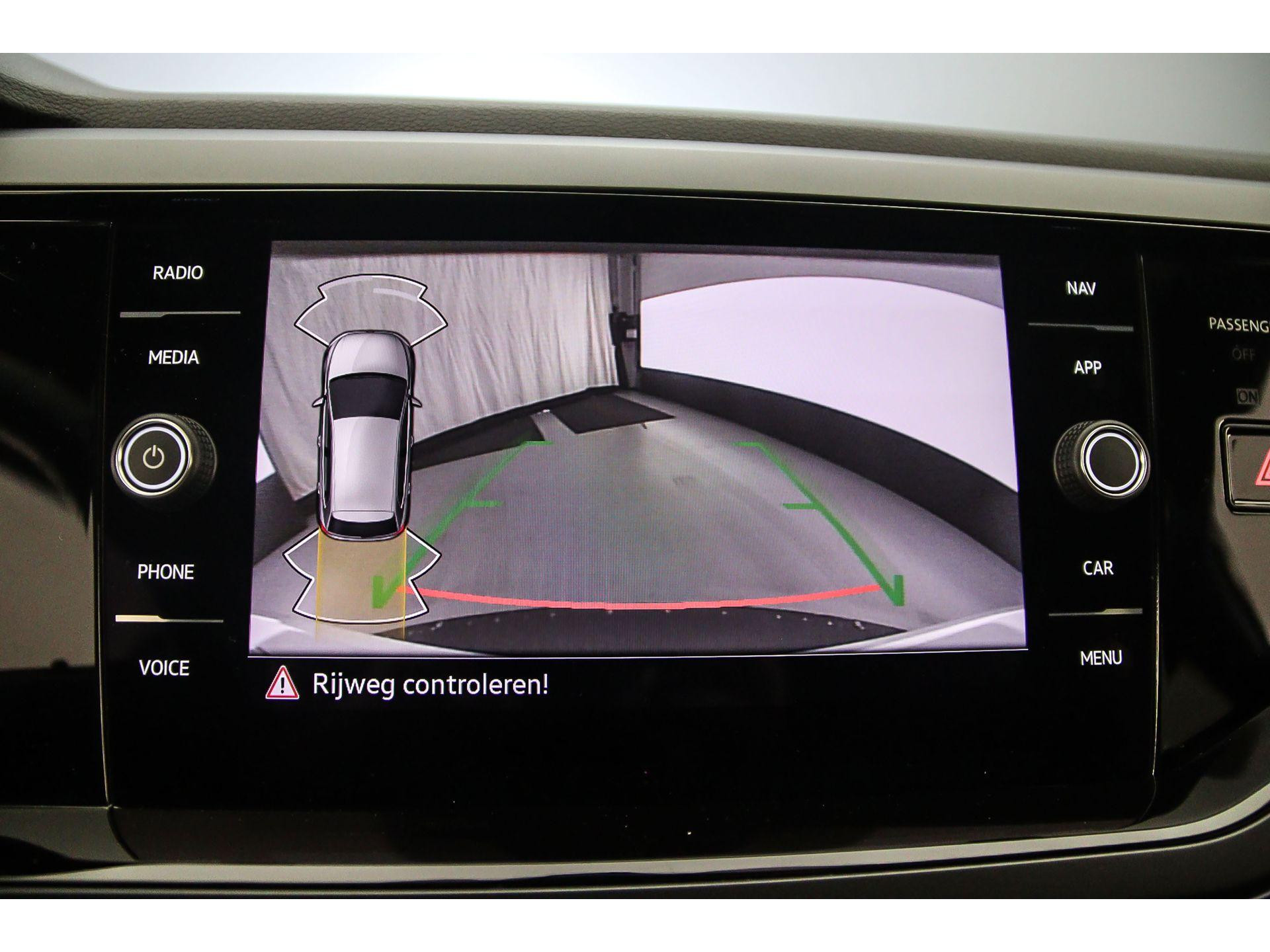 Achteruitrijcamera (Rear View)