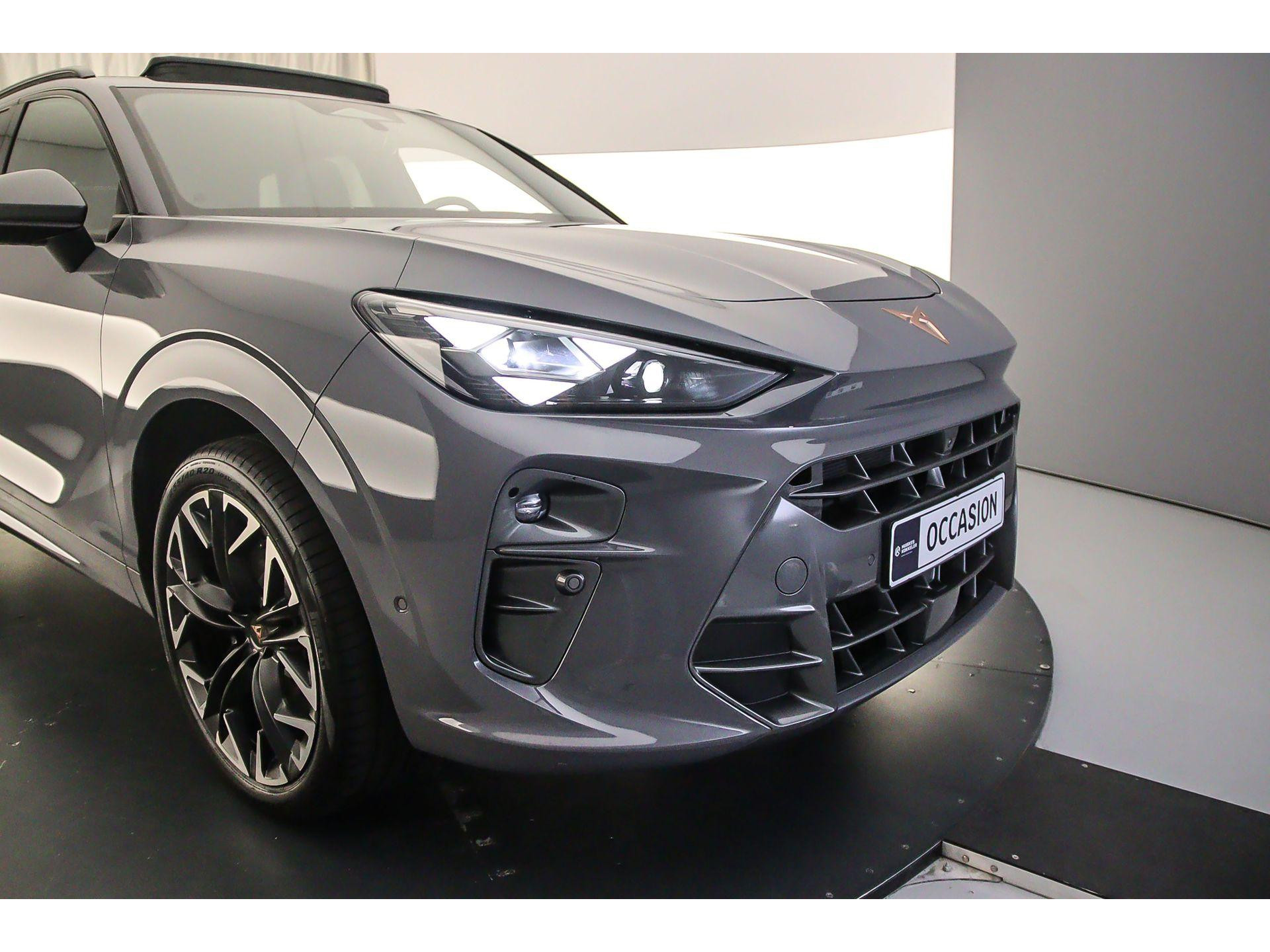 Koplampverlichting Matrix LED in signature vorm