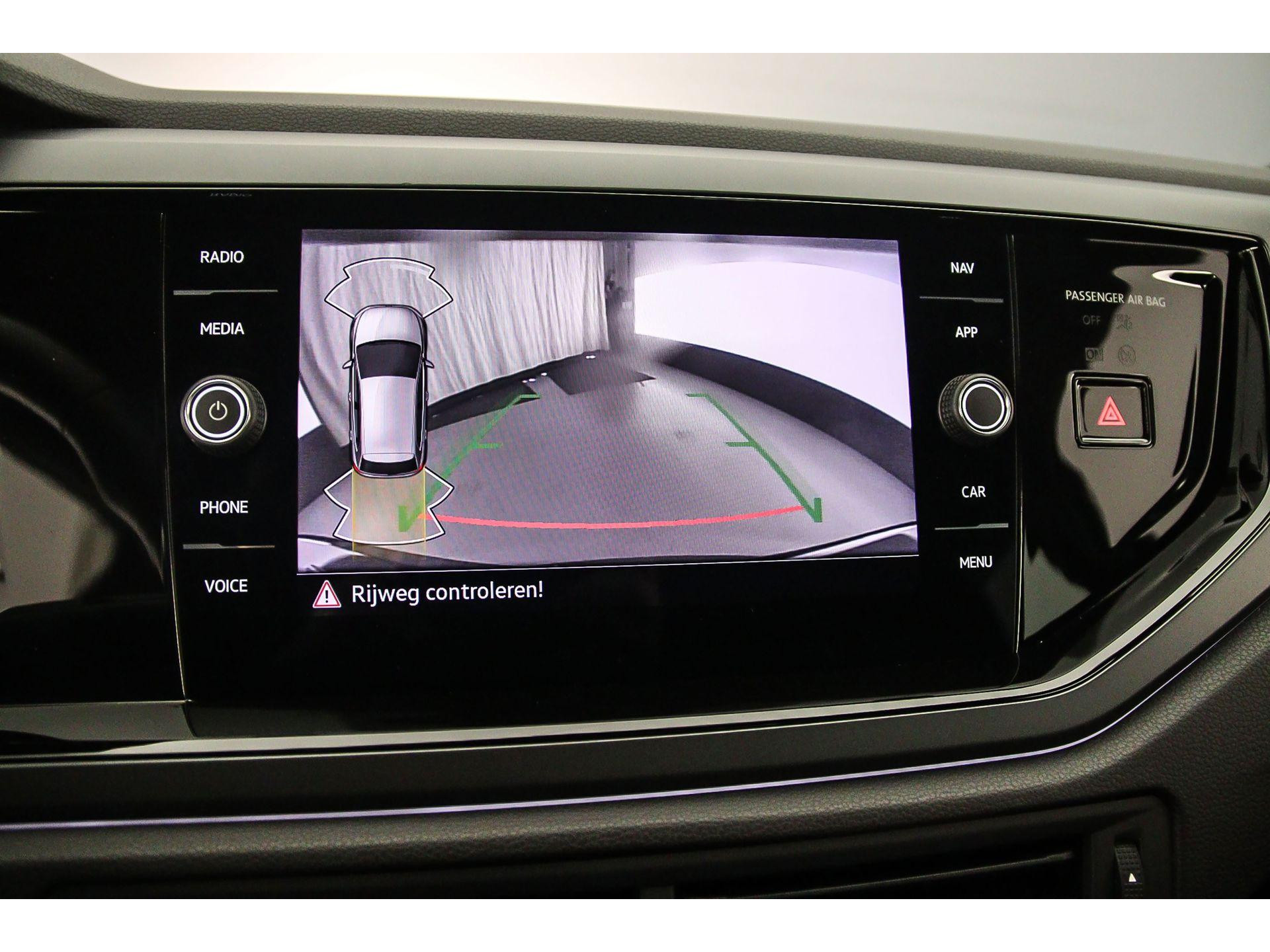 Achteruitrijcamera (Rear View)