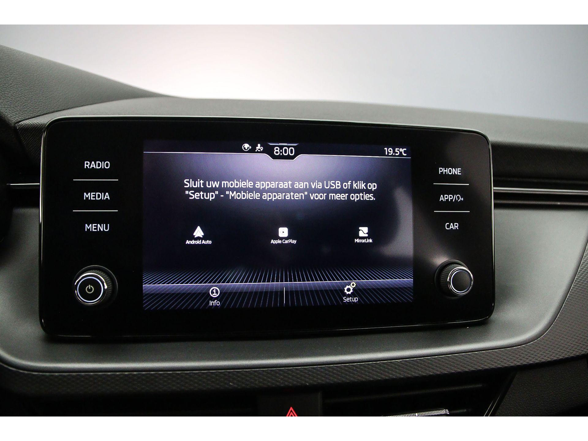 Apple Carplay/Android Auto