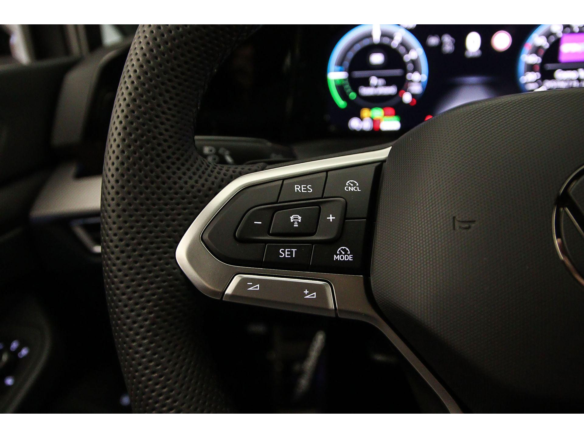 cruise control adaptief met Stop&Go en stuurhulp