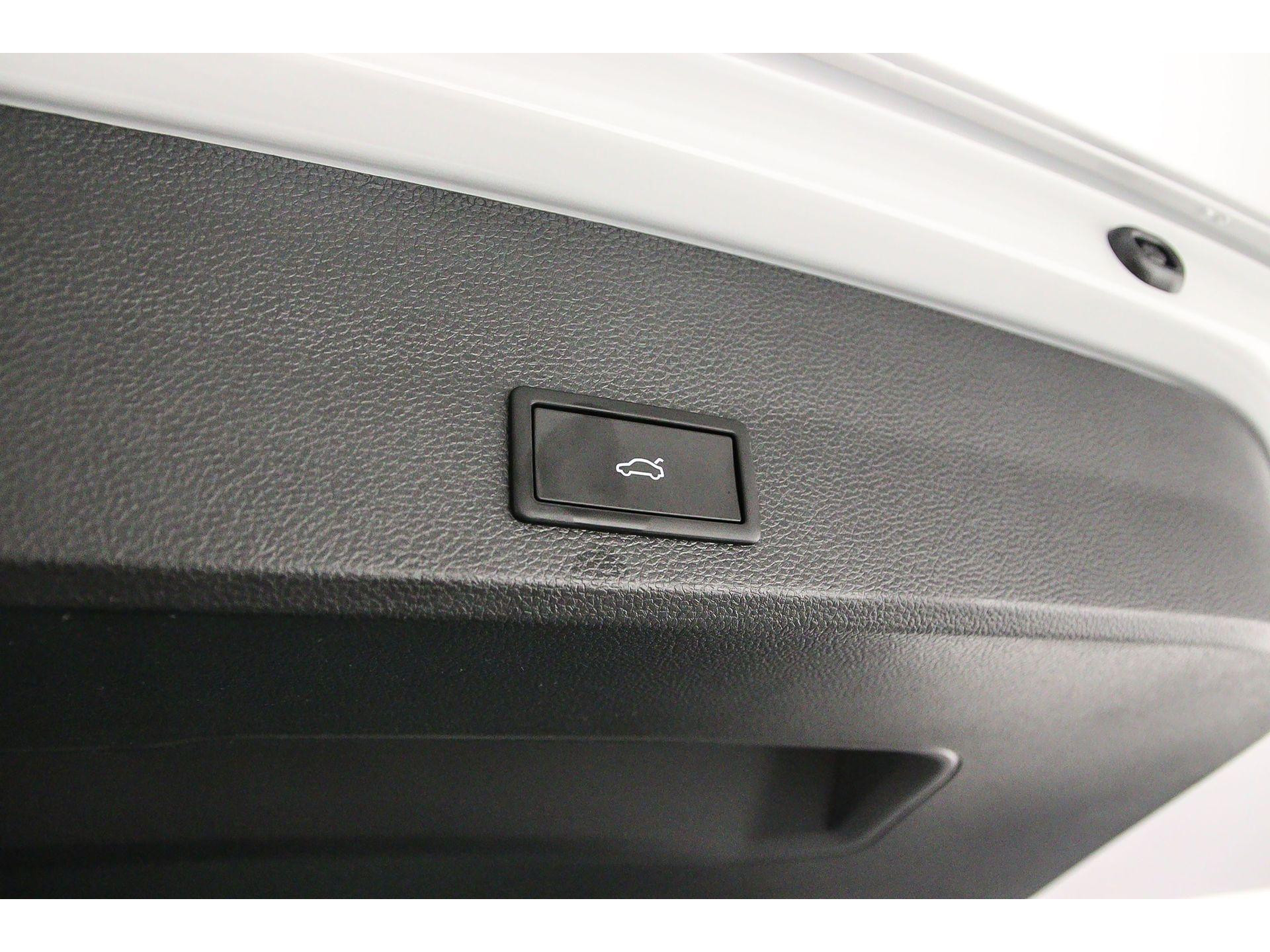 Elektrische achterklep incl. voetbediening