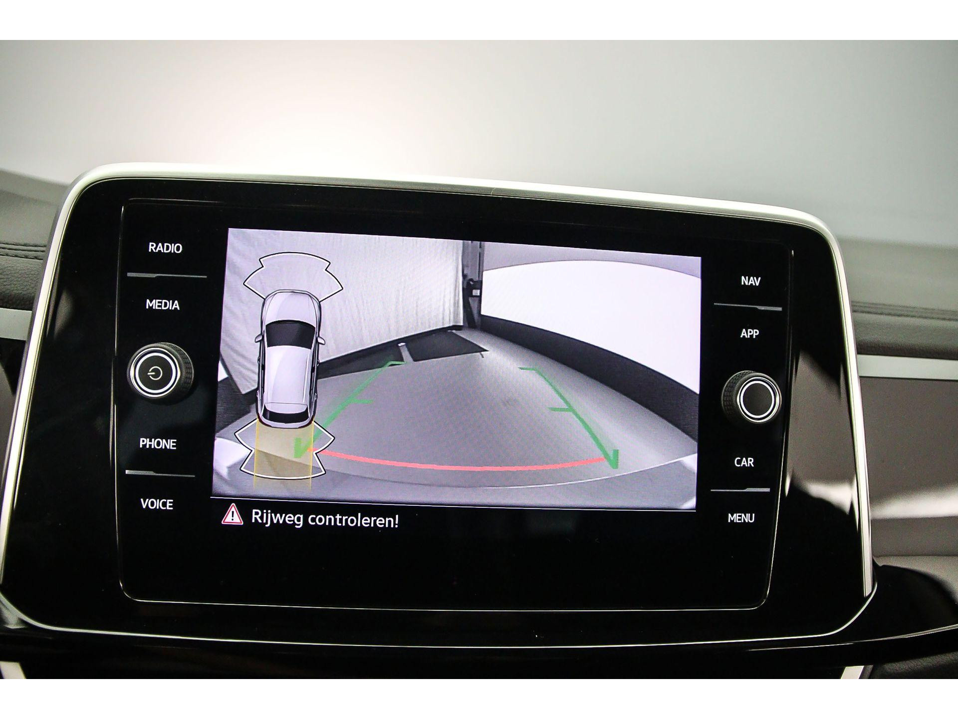 Achteruitrijcamera (Rear View)