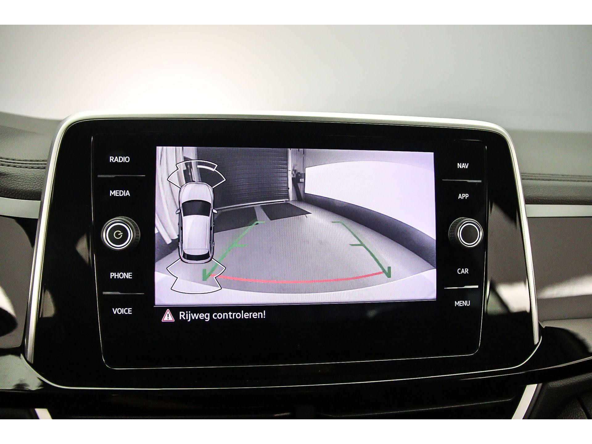 Achteruitrijcamera (Rear View)