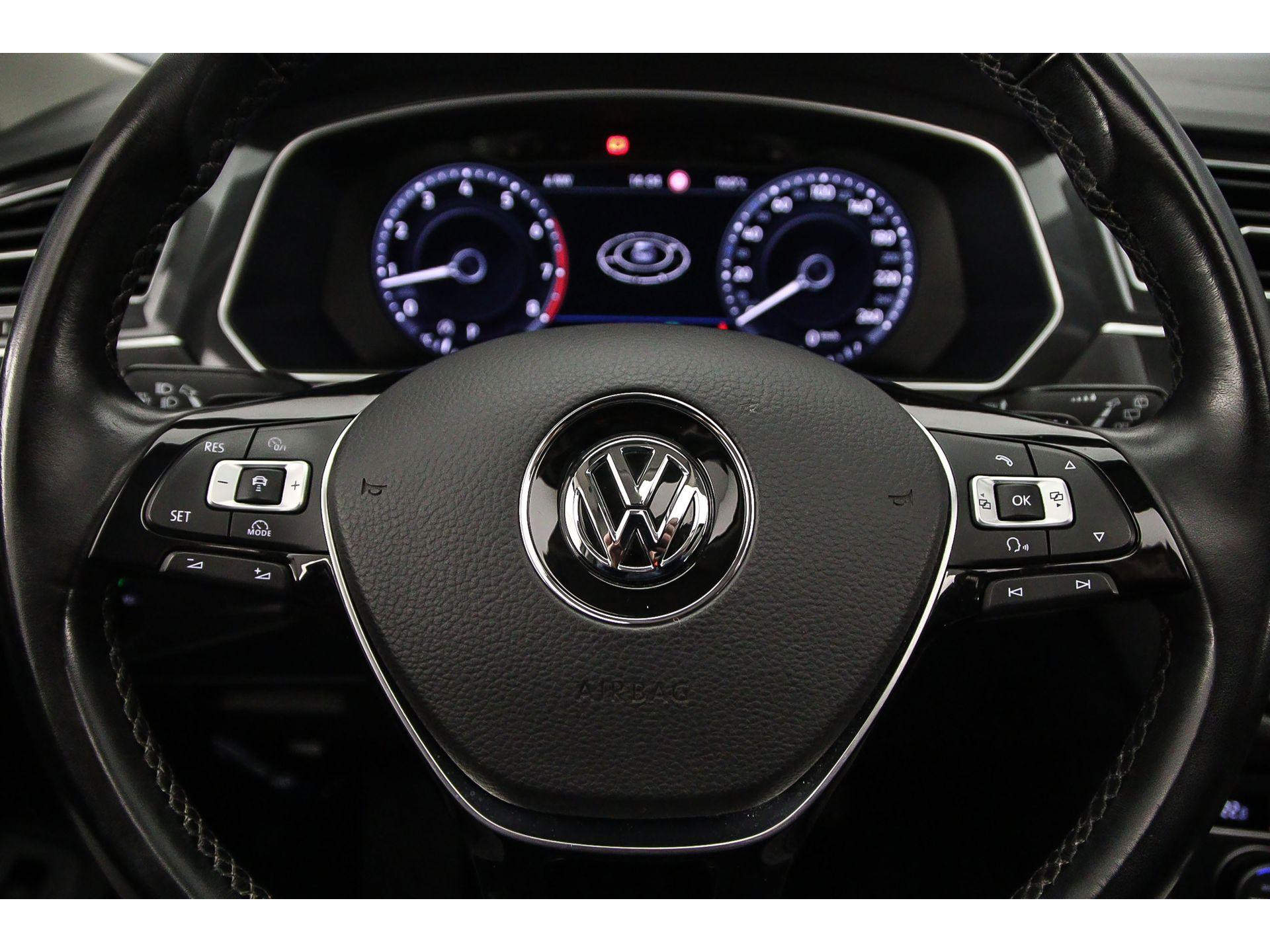 Automatische afstandsregeling tot 210 km/h (Adaptive Cruise Control)